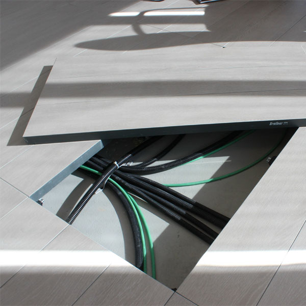 Nipe Design - pavimenti sopraelevati, rivestimenti e controsoffitti per uffici