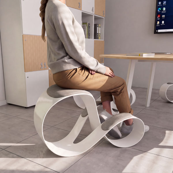 Ergonomia e arredi per ambienti scolastici ed educativi